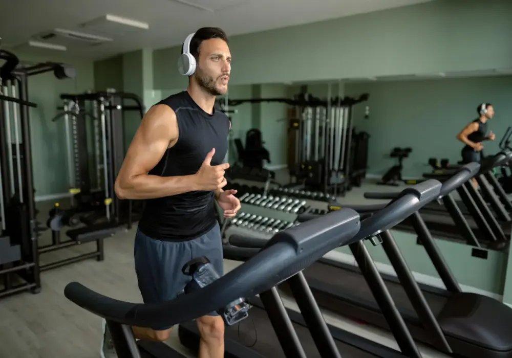 Trening siłowy czy cardio na odchudzanie – co naprawdę działa lepiej?