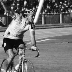 Ryszard Szurkowski: Niezwykła historia polskiego kolarza i jego sukcesy
