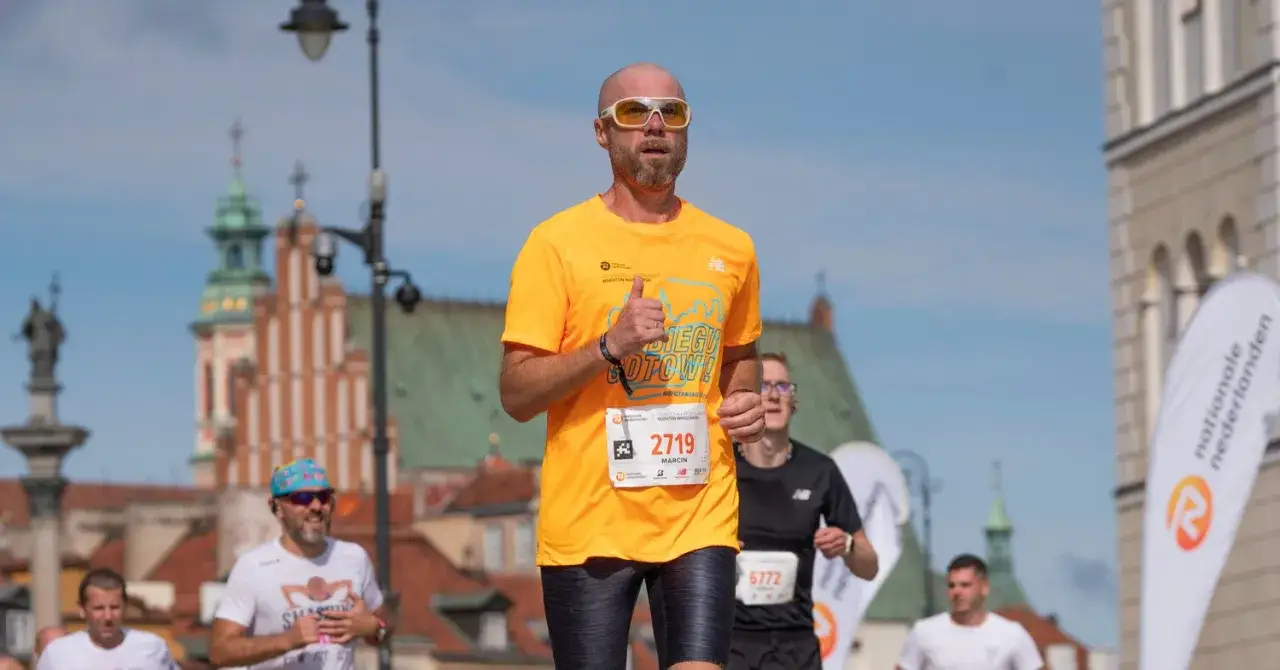 Zdjęcie Ile czasu zajmuje ukończenie maratonu? Średnie czasy i porady dla biegaczy